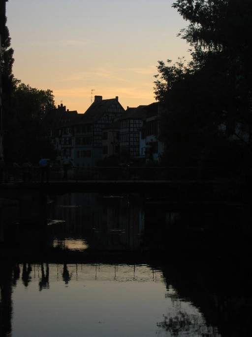 Strassburg (die Sonne geht hier ber 30min frher unter als am Cap)